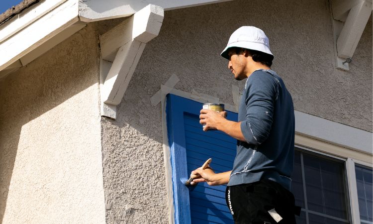 More than 10 Years of Professional Experience-Winston Hills